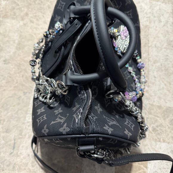 High Quality Fashion Top Handle Bag-Stunning in Gorgeous BLACK with Silver 30cm! - Picture 12 of 14